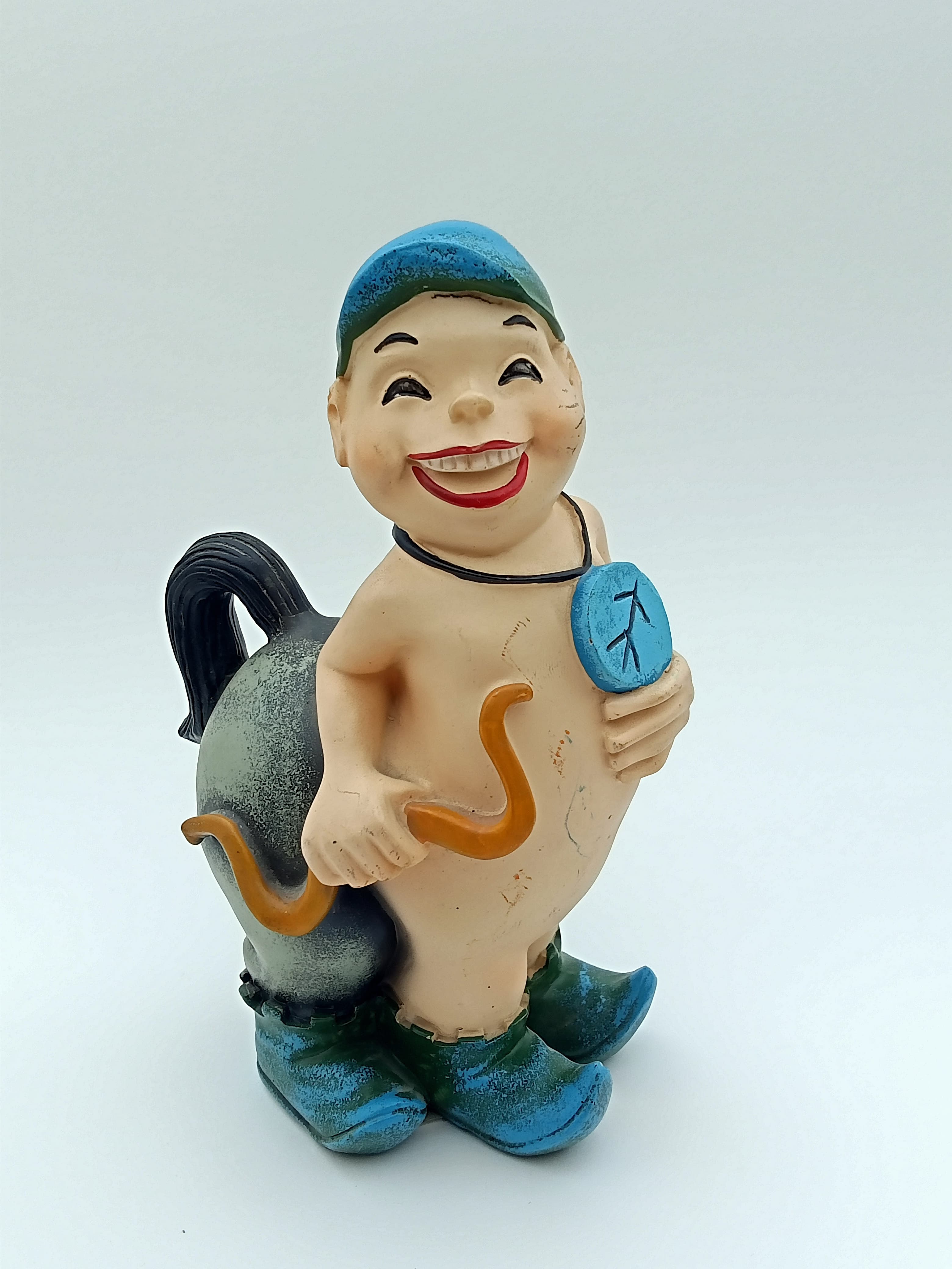 Сувенир керамика Кентавр в кепке копилка 250 | Магазин канцтоваров и игрушек Львёнок